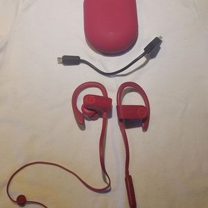 PowerBeats 3 Wireless Headphones. Beats by Dr. Dre